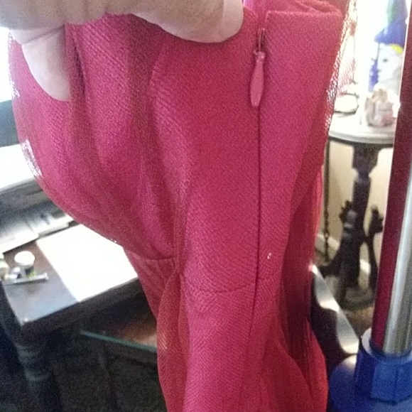 RED DRESSY DRESS, SIZE 0, BANANA REPUBLIC - Picture 4 of 4